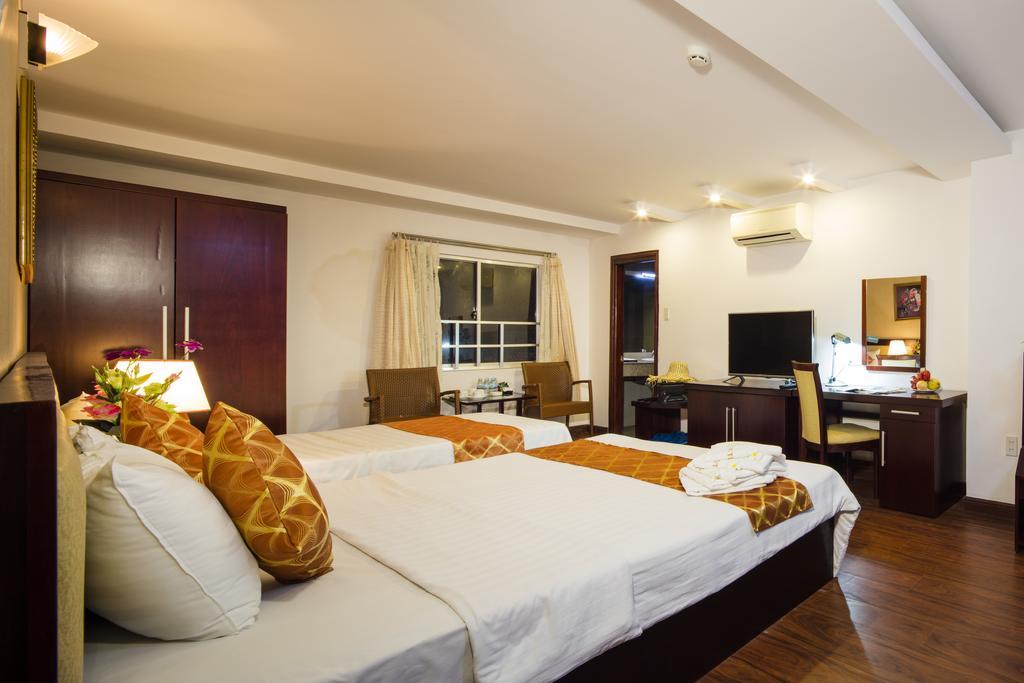King Town Hotel Нячанг Экстерьер фото