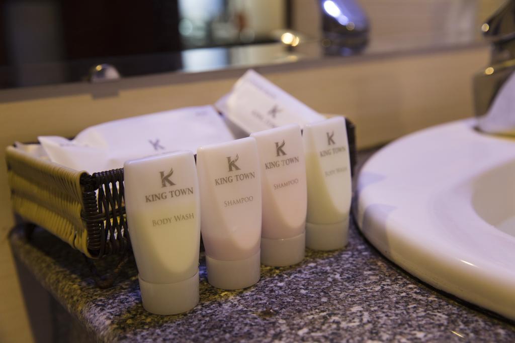 King Town Hotel Нячанг Экстерьер фото
