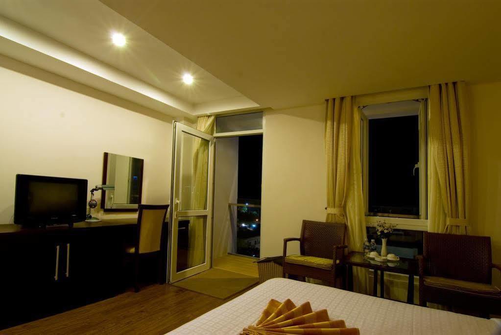 King Town Hotel Нячанг Экстерьер фото