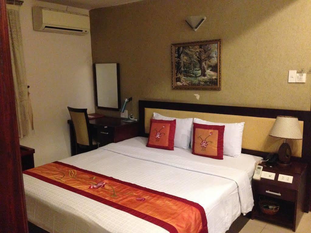 King Town Hotel Нячанг Экстерьер фото